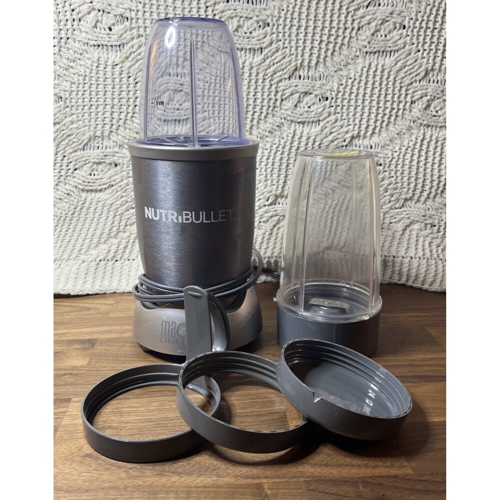 NutriBullet NB-101B 600W Personal Blender Gray Base Cup Blade Tested - Picture 2 of 8